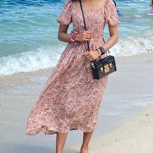 Cute, light and airy midi flare dress